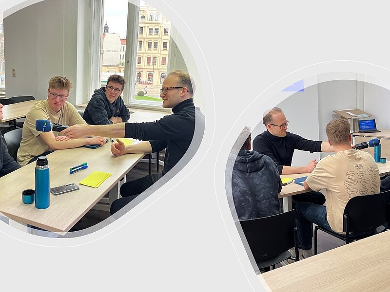 Studierende mit dem MDR Journalisten